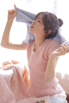 在年代文里靠沙雕躺赢